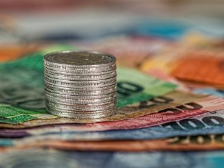 münzen banknoten geld währung finanzen bargeld, Quelle: stevepb, Pixabay License Freie kommerzielle Nutzung Kein Bildnachweis nötig