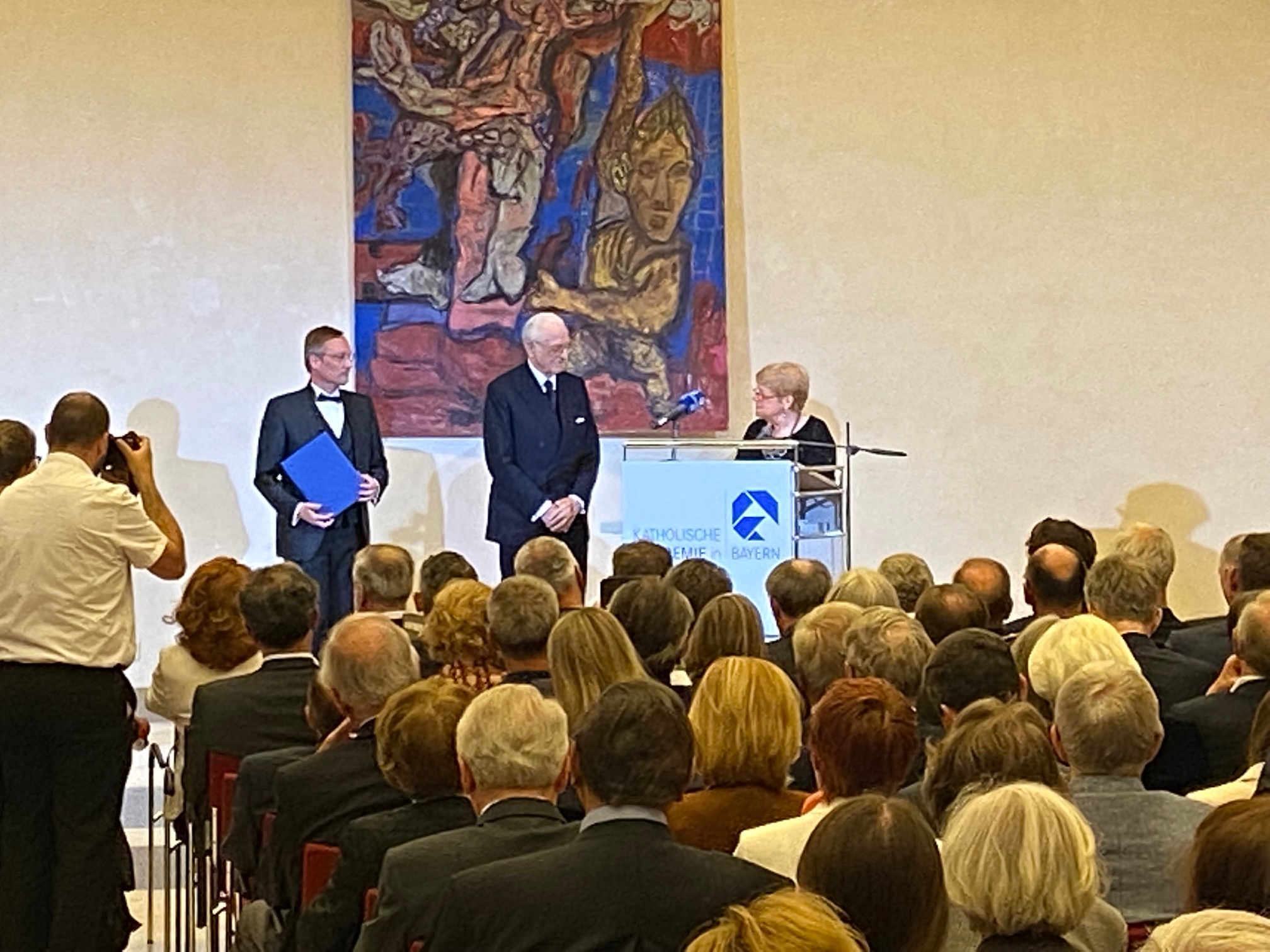 RomanoGuardiniPreis an Herzog Franz von Bayern verliehen