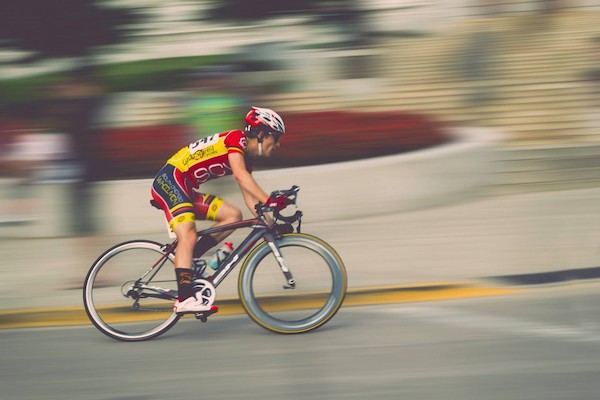 athlete_bicycle_bicyclist_bike_biking_blur_competition_cycling-976243.jpg!d