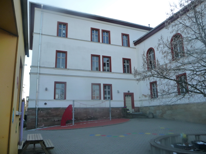 Innenhof frühere Oberschule Eisenberg