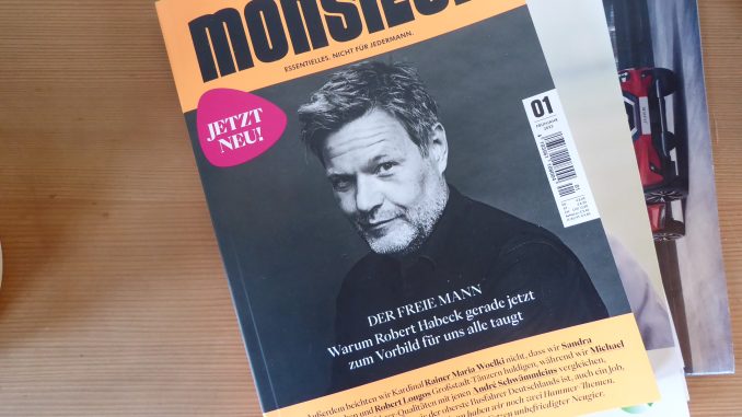 „monsieur“. Essentielles. Nicht für jedermann. Chefredakteur: Alexandros Stefanidis. Heft 01 Frühjahr 2023, 130 Seiten 8 Euro. Im Abonnement 4 Ausgaben pro Jahr 32 Euro, Lieferung frei Haus: abo@monsieurmagazin.de