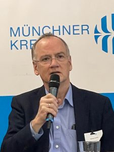 Prof. Dr. Michael Dowling, Universität Regensburg und MÜNCHNER KREIS, (C) OMNIS TERRA MEDIA